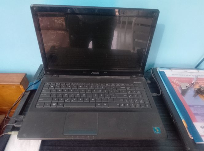 ASUS LAPTOP